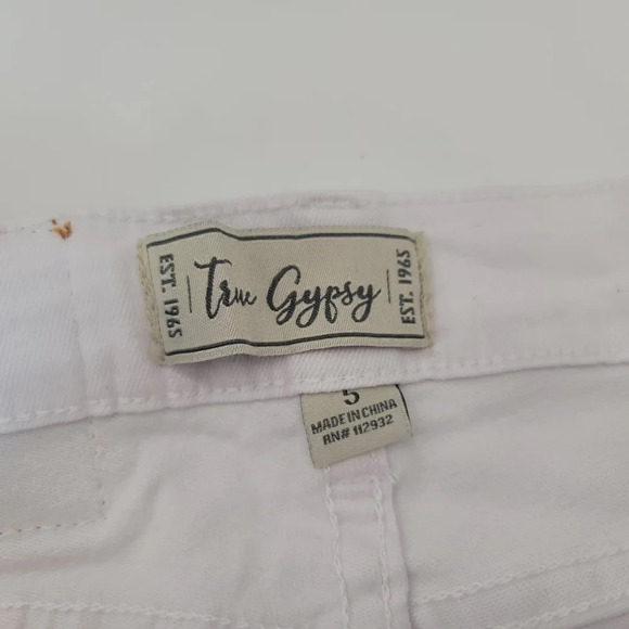 True Gypsy Womens 5 Shorts Cuffed Distressed Zipper Fly Denim Jean White Stretch - Picture 8 of 9
